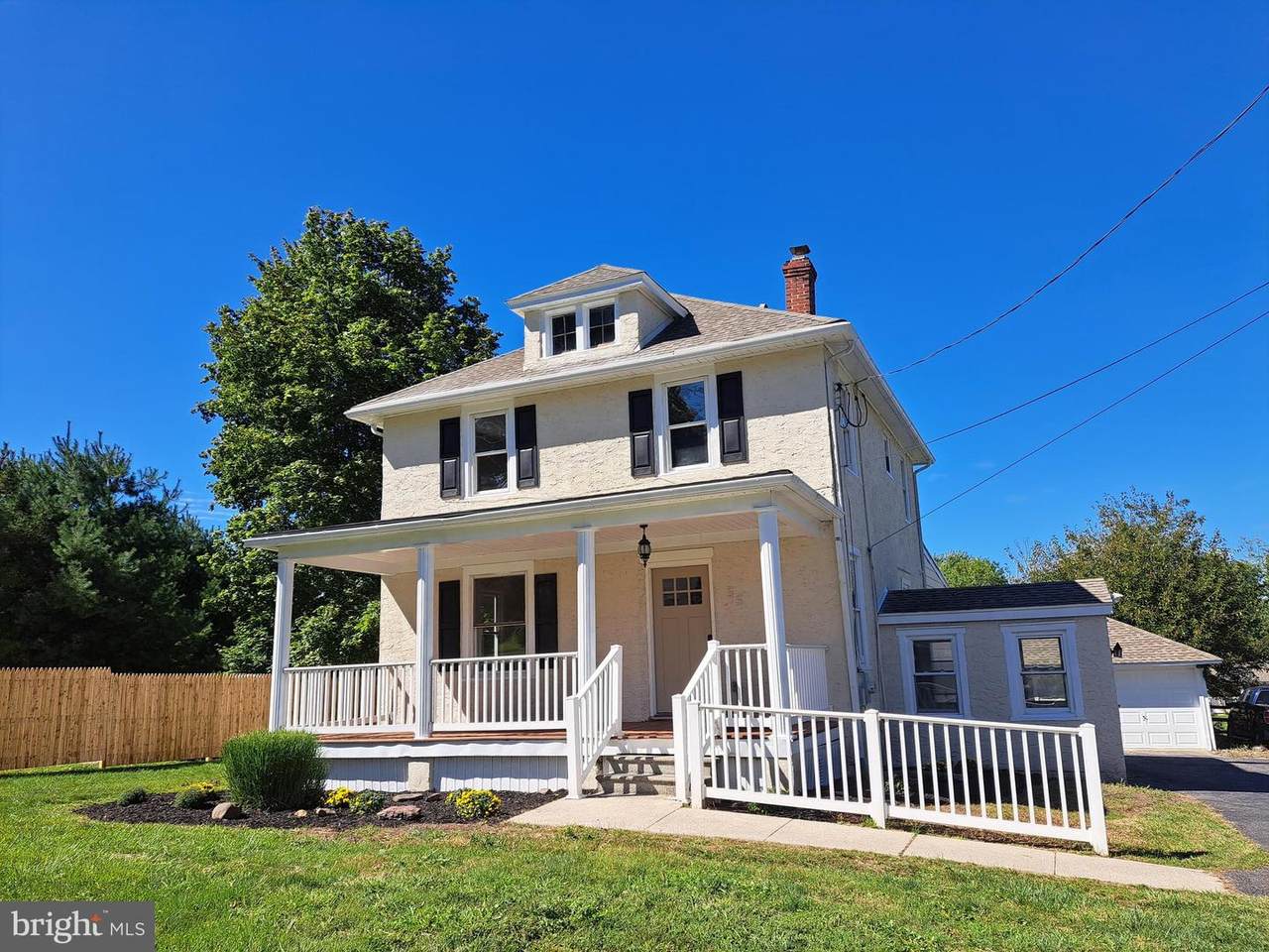 55 Mount Kirk Avenue - Photo 1