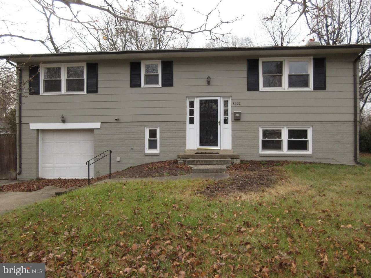 8322 Fort Hunt Road - Photo 1