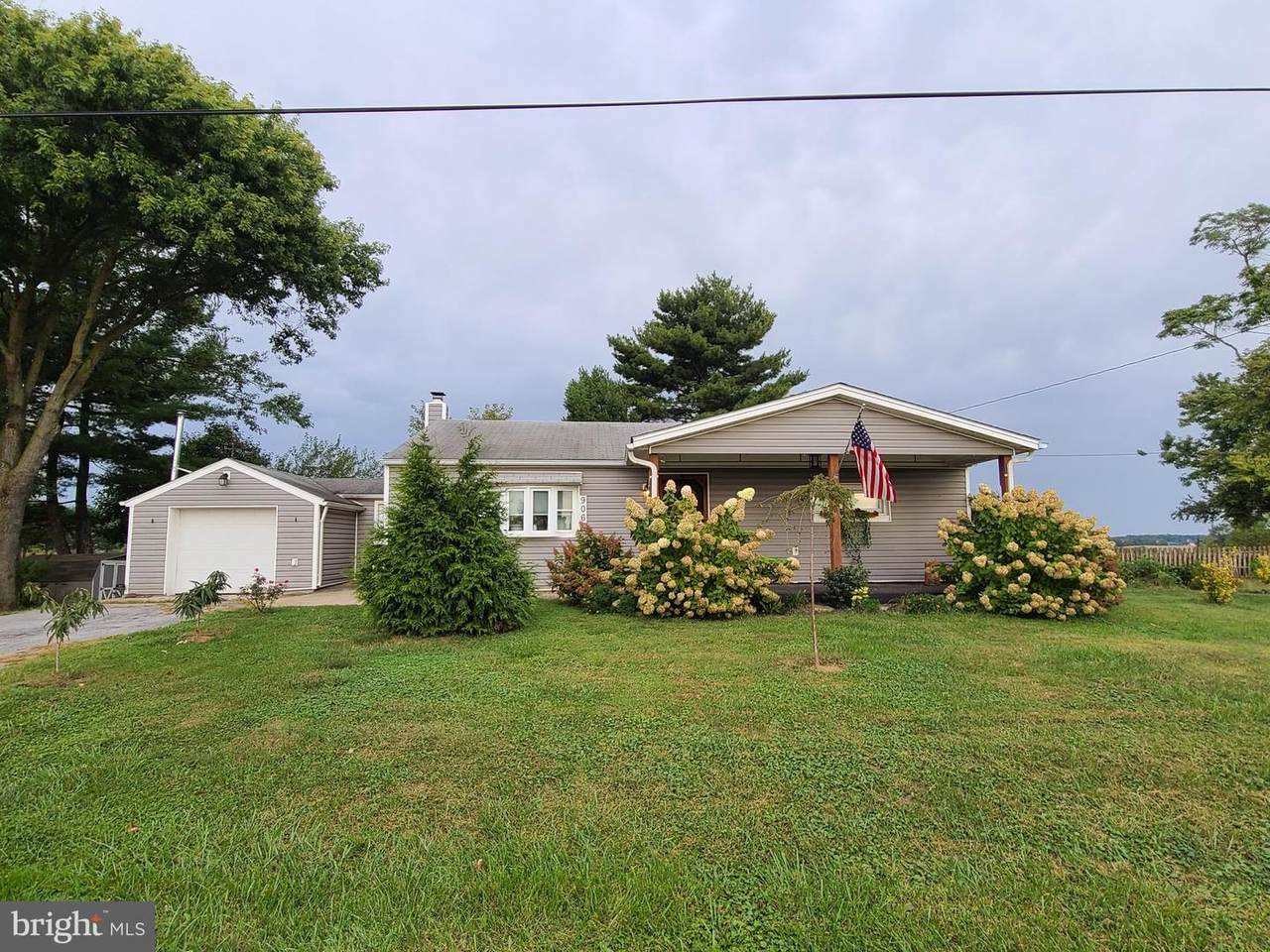 906 Crouse Mill Road - Photo 1