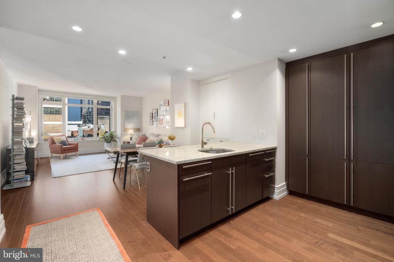 130 18TH Street - Photo 1