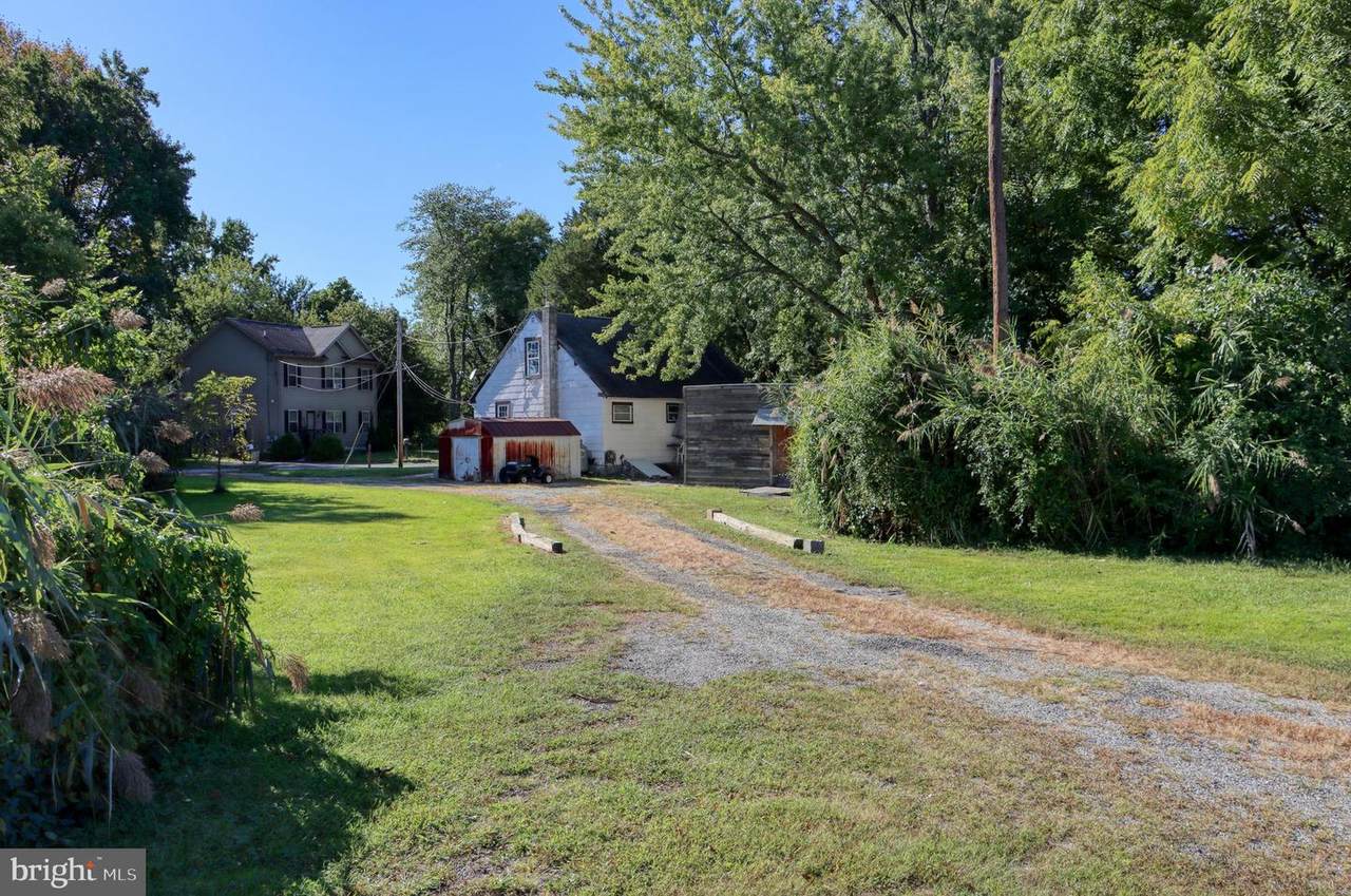 241 Airport Road - Photo 1