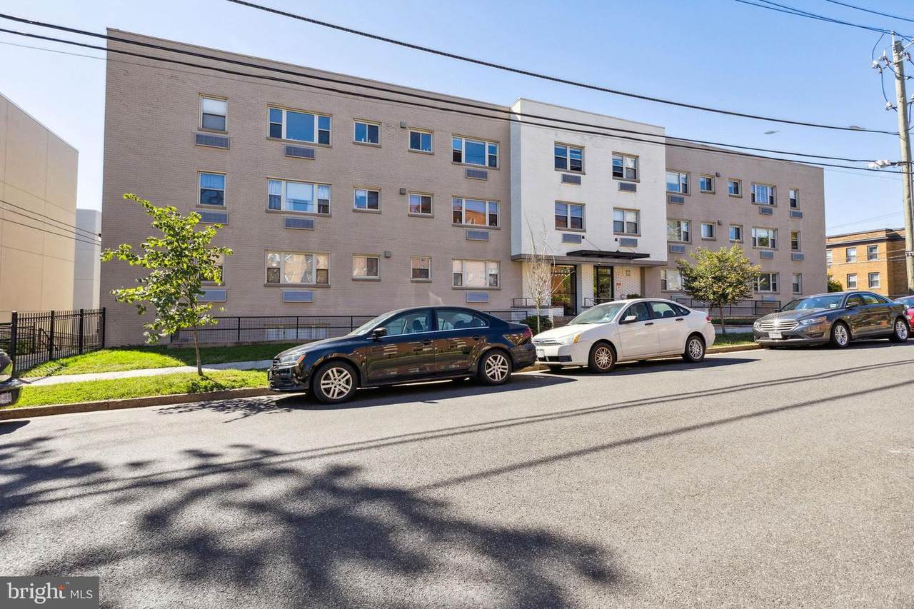 738 Longfellow Street - Photo 1