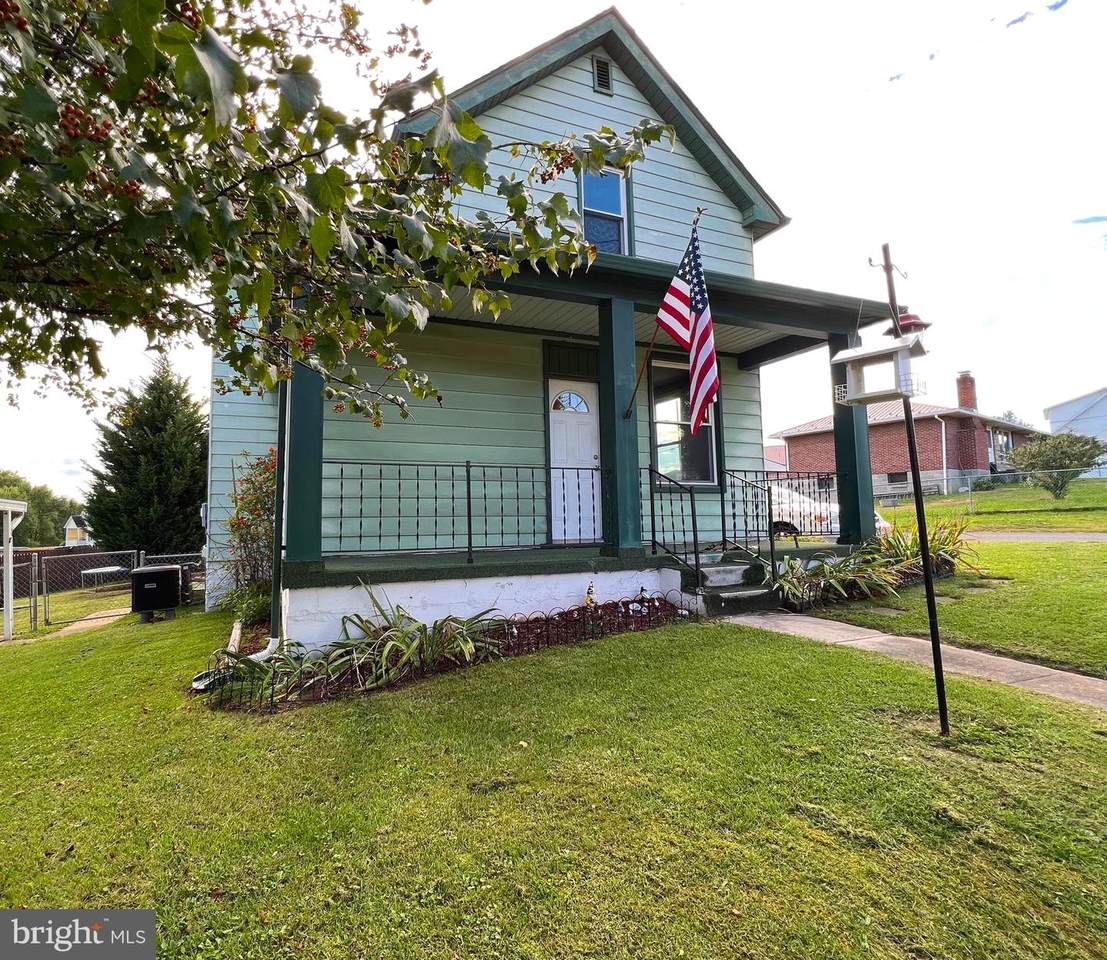 1401 Oldtown Road - Photo 1