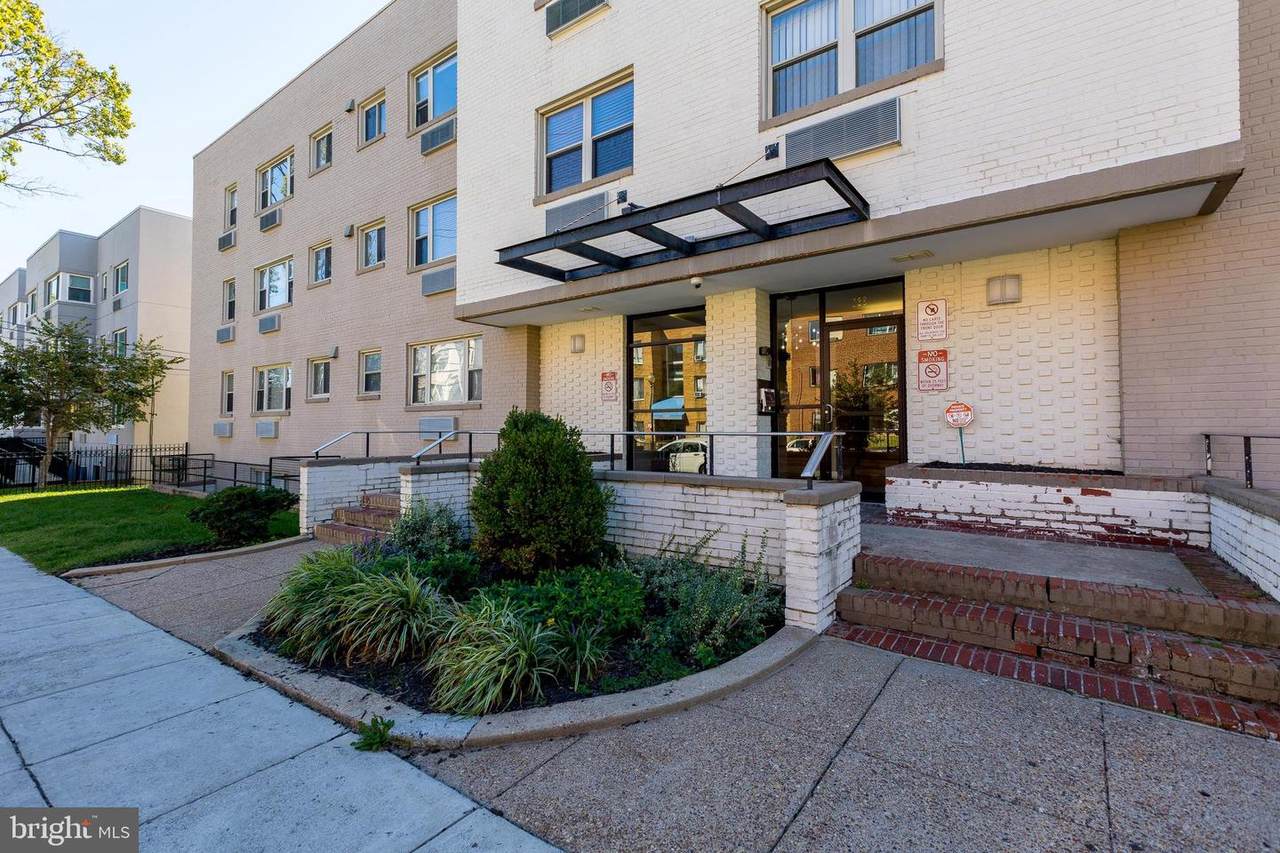 738 Longfellow Street - Photo 1