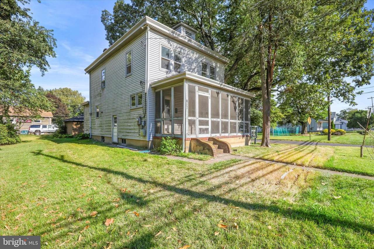 1308 Pennsylvania Avenue - Photo 1