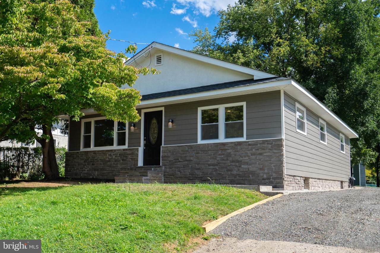 247 Hills Avenue - Photo 1