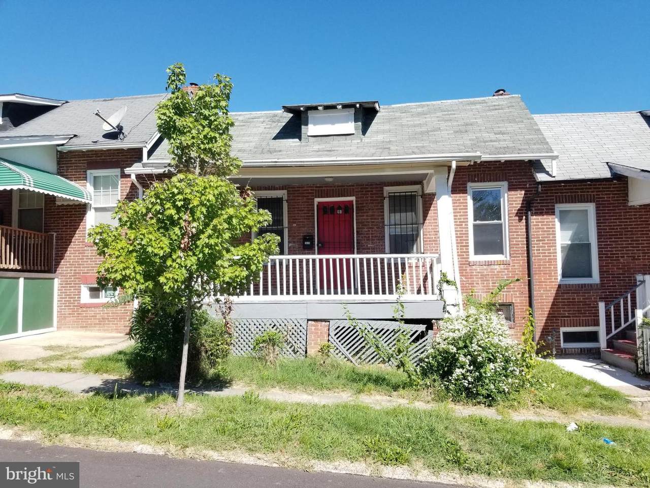 2910 Poplar Terrace - Photo 1