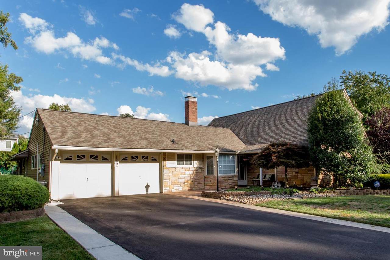 142 Red Rose Drive - Photo 1