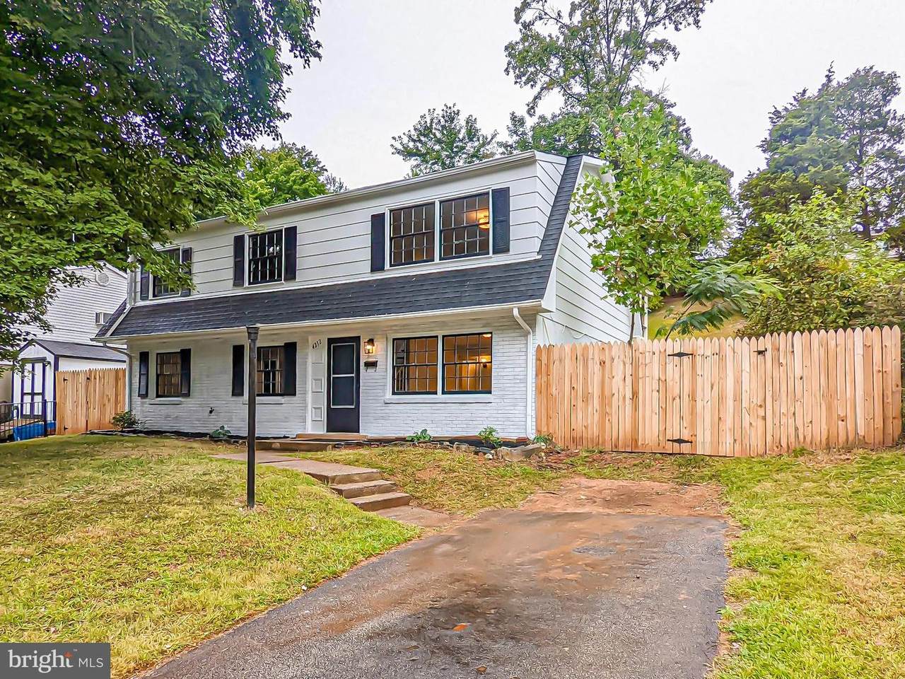 4212 Glendale Road - Photo 1