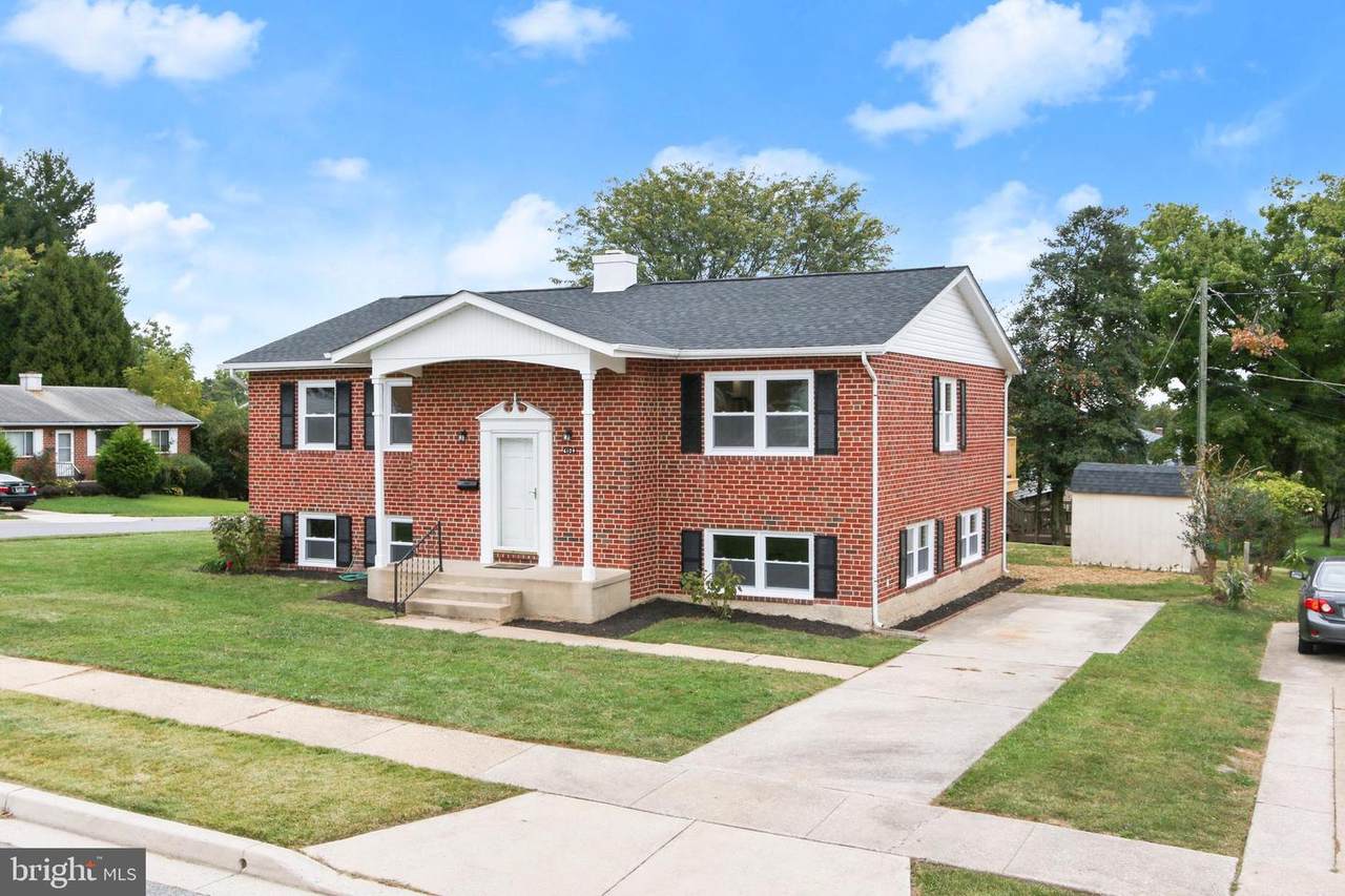 6104 Collinsway Road - Photo 1