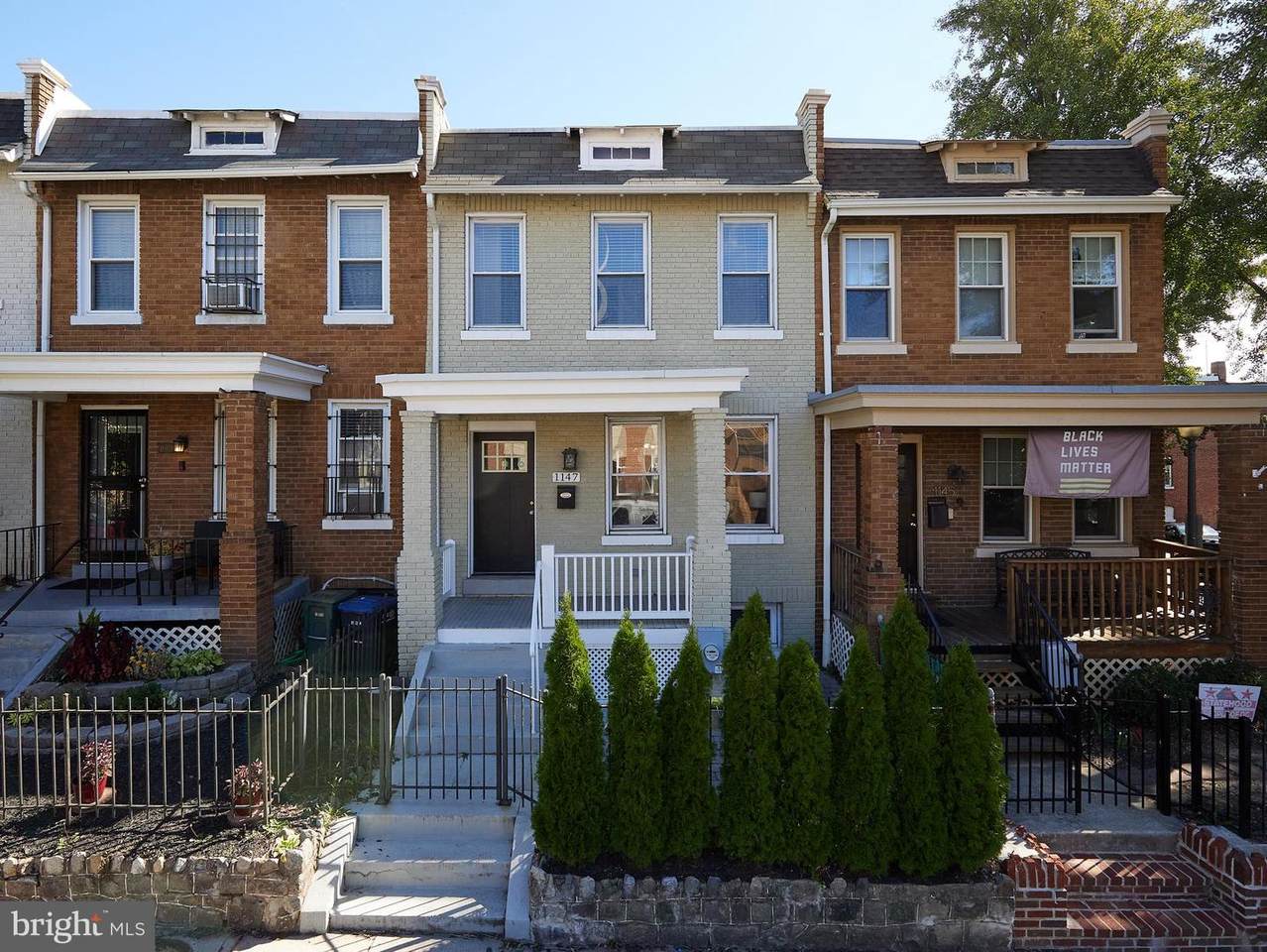1147 6TH Street - Photo 1