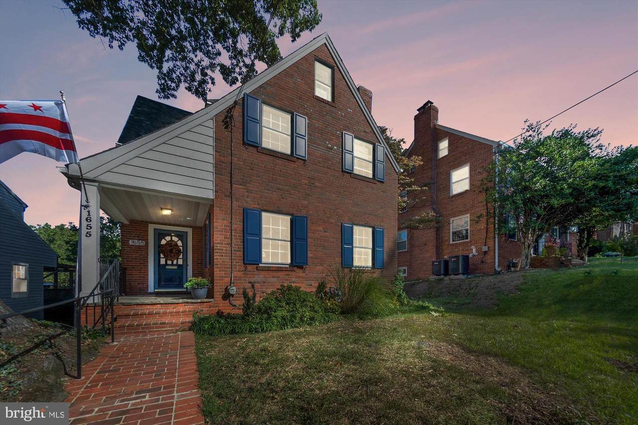 1655 Primrose Road - Photo 1