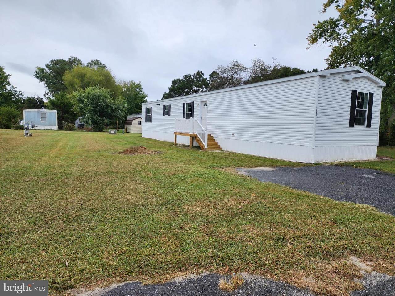 5867 Peach Street - Photo 1