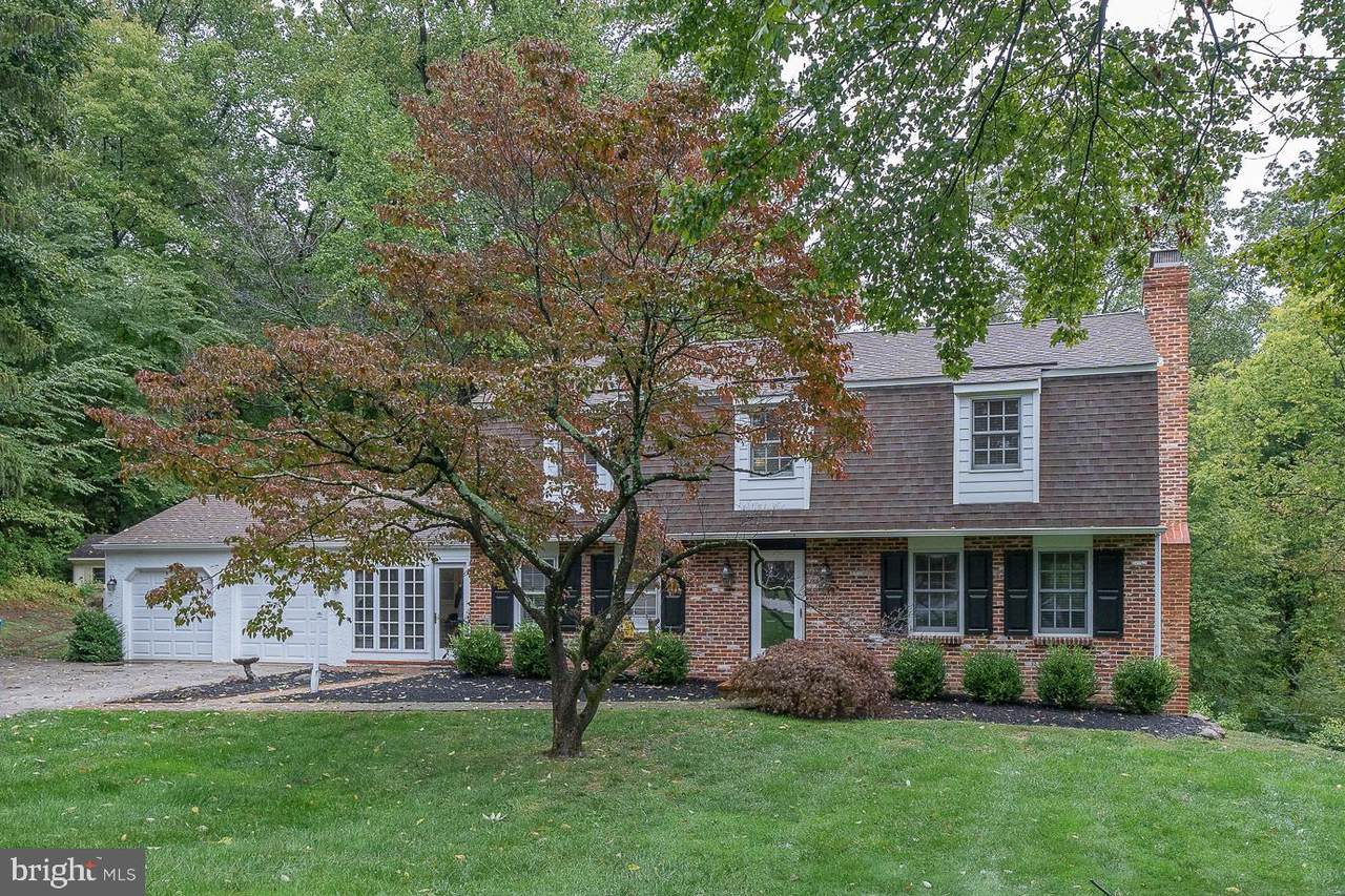 951 Pinecroft Road - Photo 1