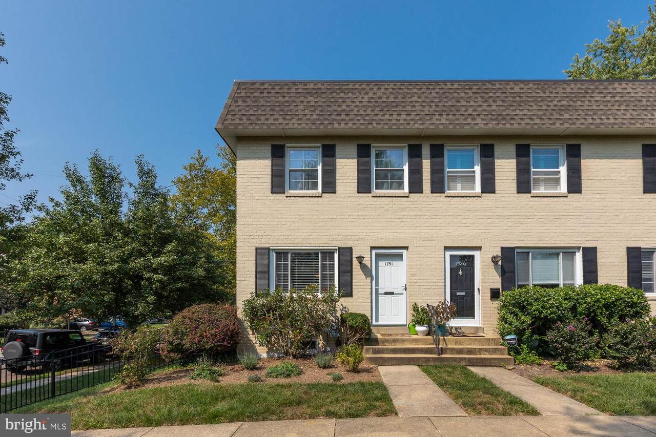 1751 Cliff Street - Photo 1