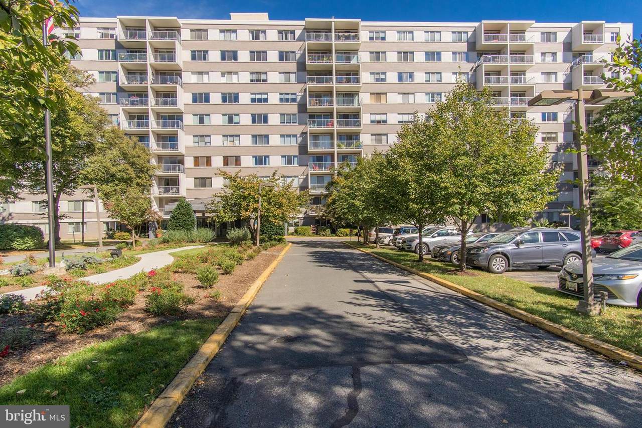 4977 Battery Lane - Photo 1