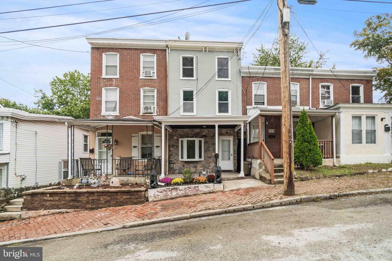 907 Mulberry Street - Photo 1