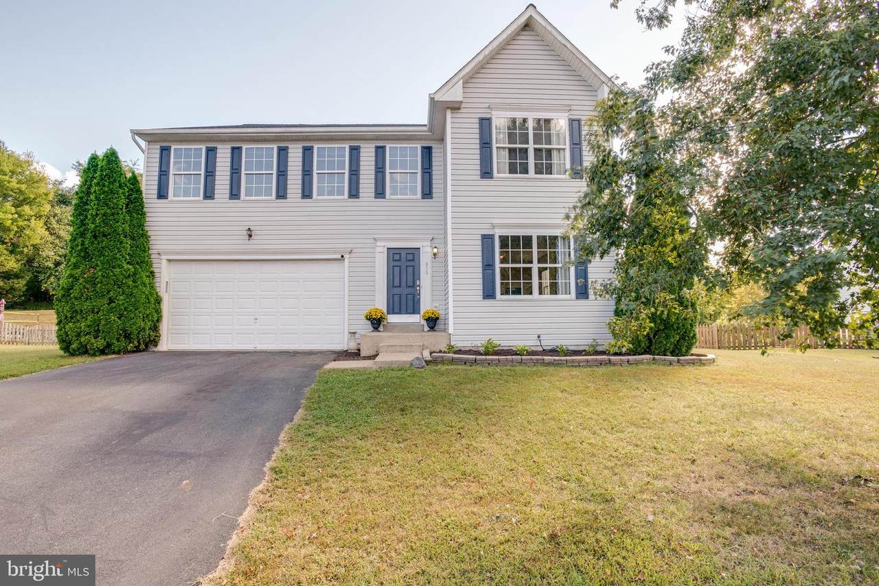 859 Woodcrest Loop - Photo 1