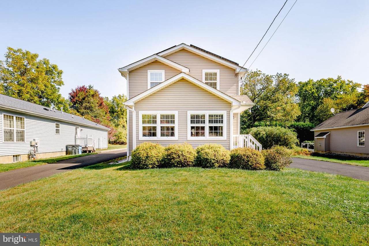 433 Hulmeville Road - Photo 1