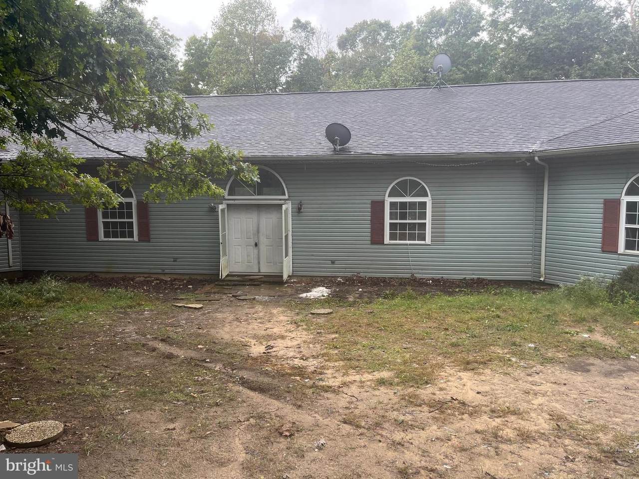 141 Yorketown Road - Photo 1