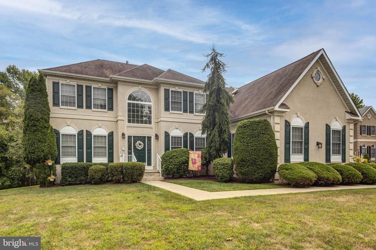 17 Stonegate Drive - Photo 1