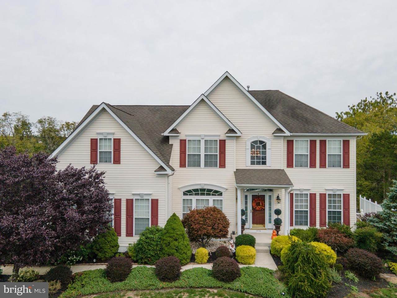 1034 Runaway Drive - Photo 1