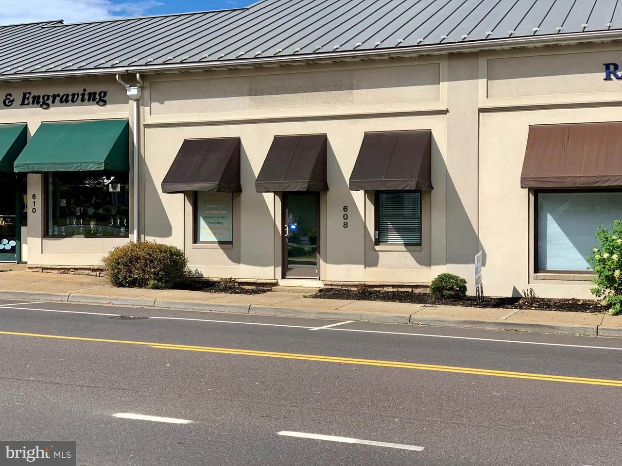 608 Main Street - Photo 1