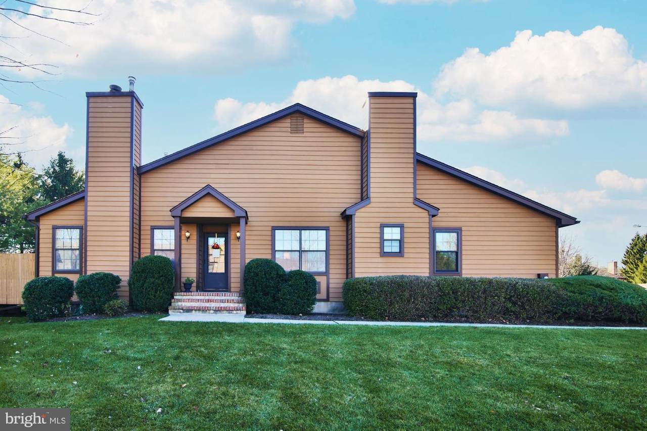 23 Easton Court - Photo 1