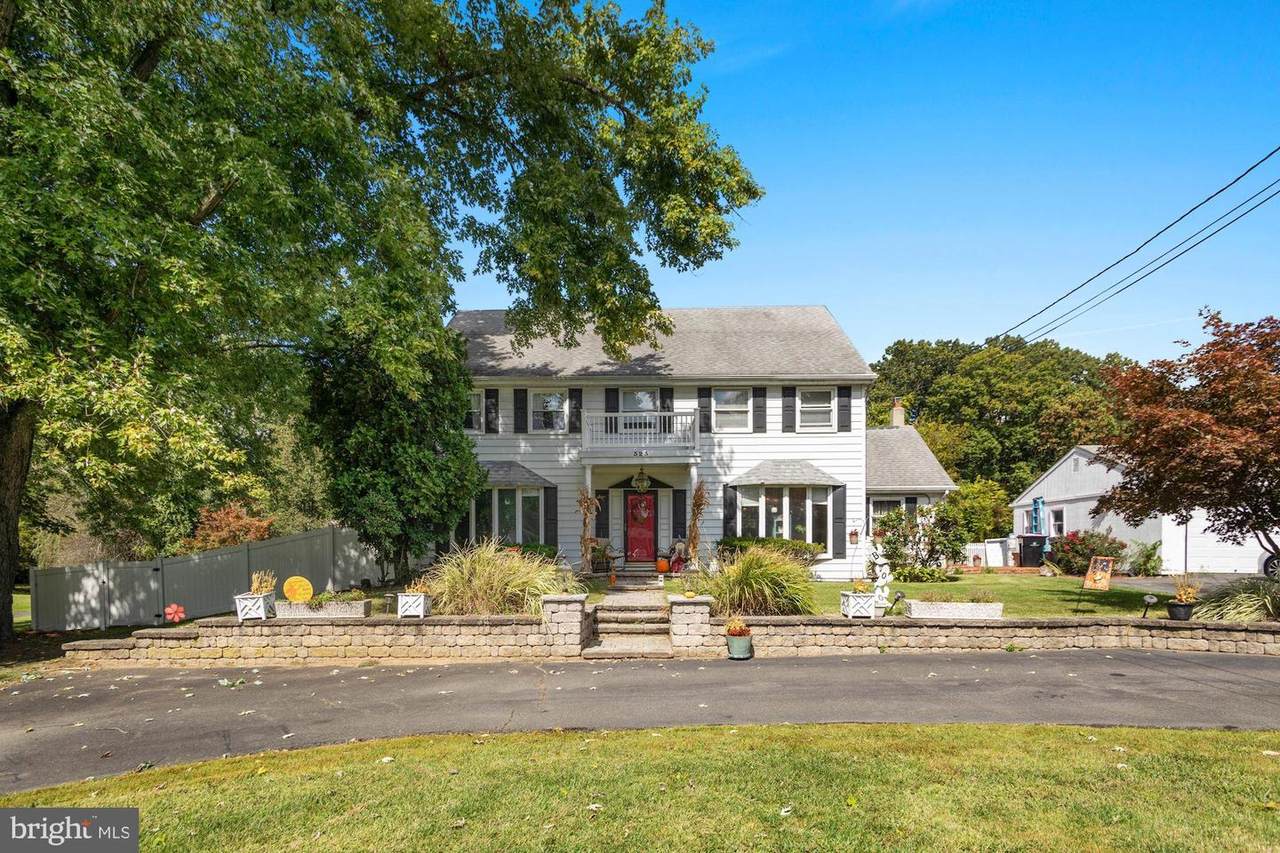 323 Marshall Avenue - Photo 1