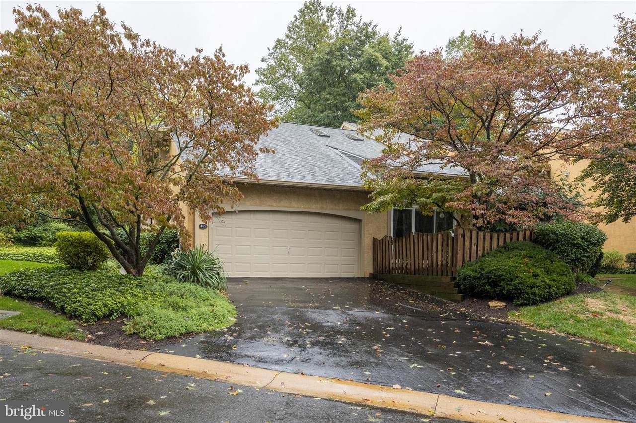 465 Copper Beech Circle - Photo 1
