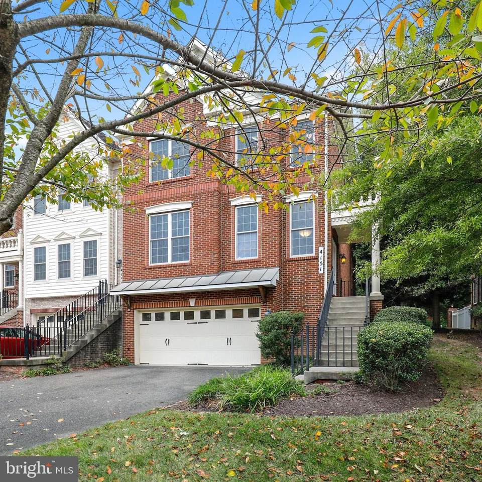 4151 Chariot Way - Photo 1