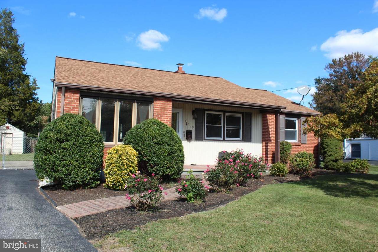 4609 Lancelot Place - Photo 1