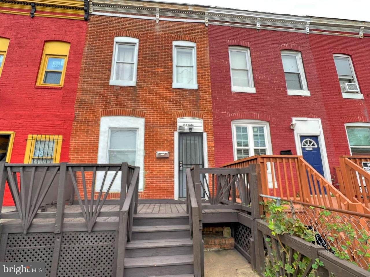 2303 Washington Boulevard - Photo 1