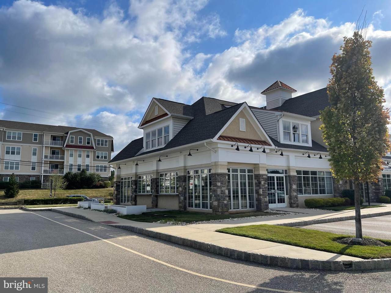 115 Plymouth Road - Photo 1