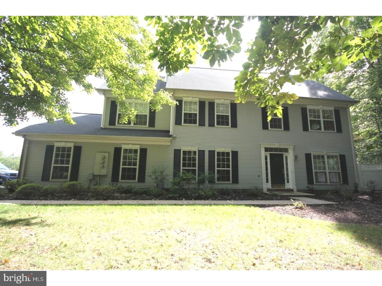 709 Deer Run Court - Photo 1