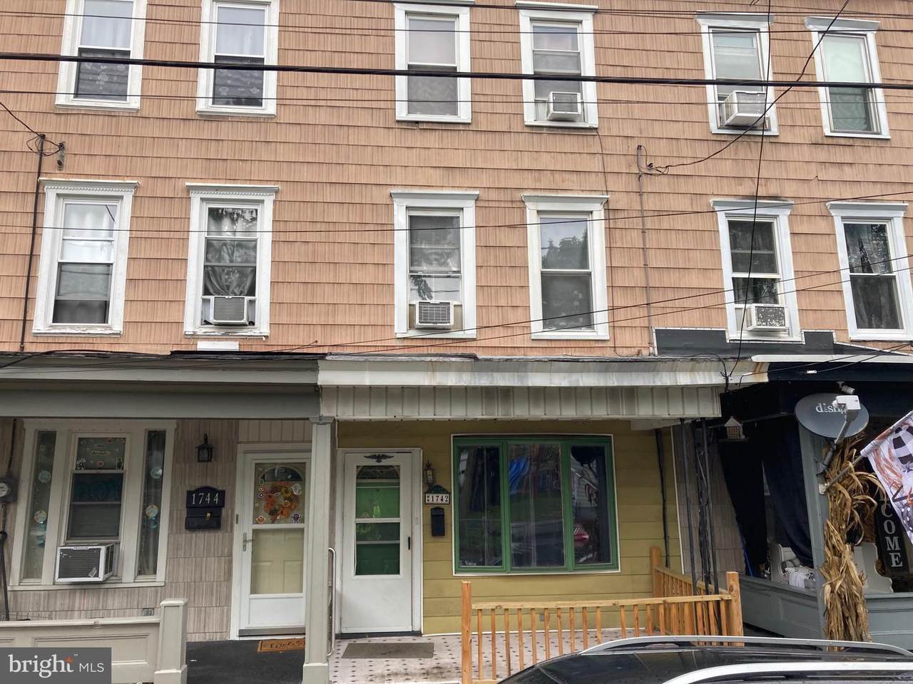 1742 Norwegian Street - Photo 1