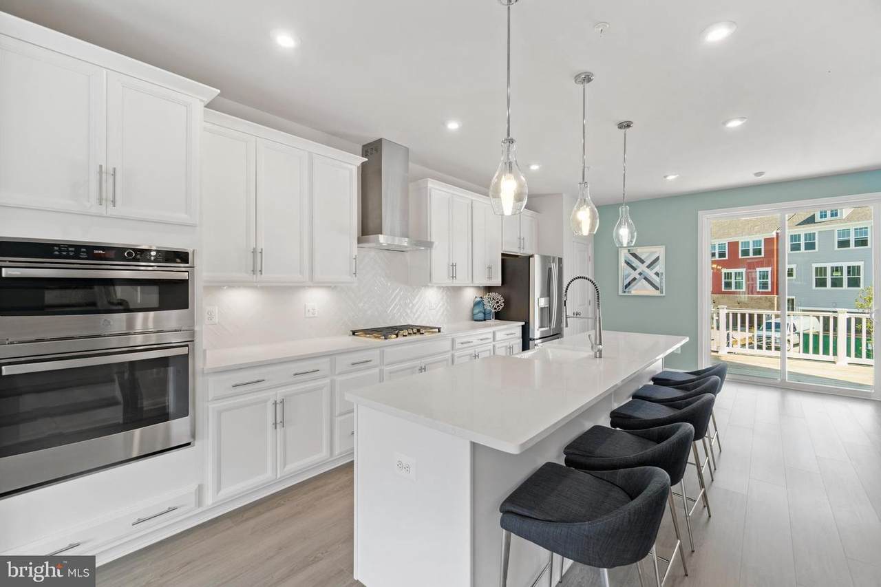 44569 Nolani Way - Photo 1