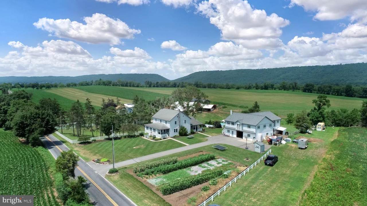 751 Middle Road - Photo 1