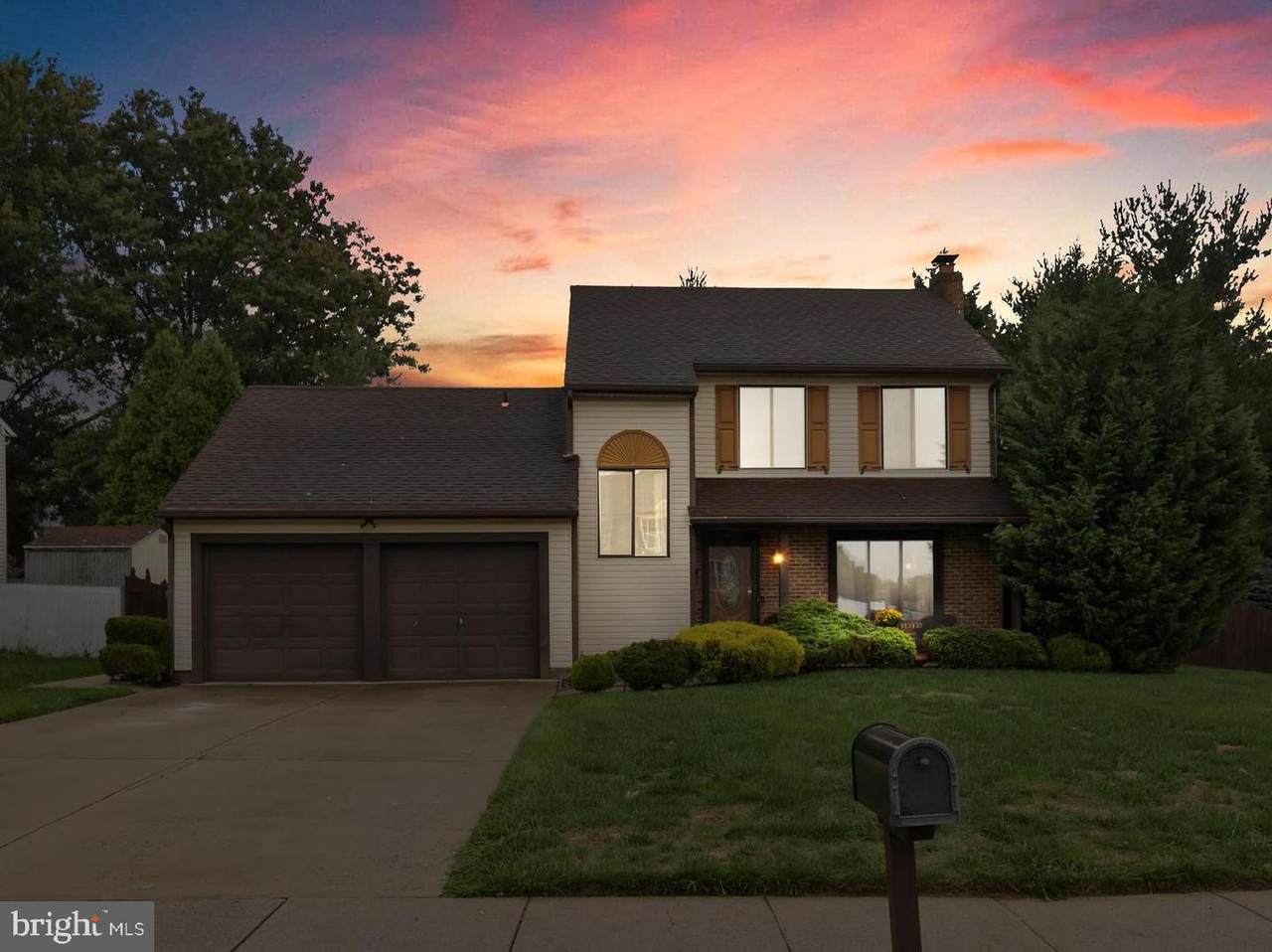 2522 Oakley Place - Photo 1