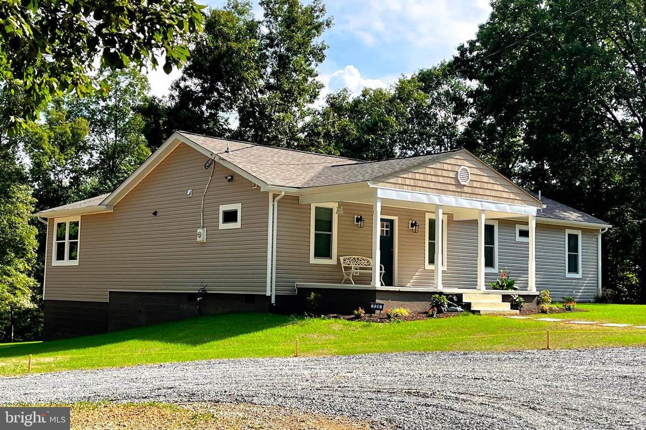 324 Crosscreek Lane - Photo 1