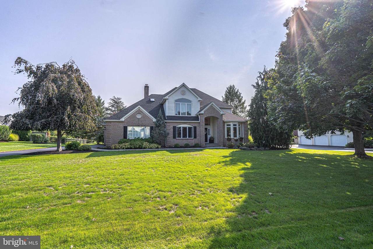 4350 Commonwealth Drive - Photo 1
