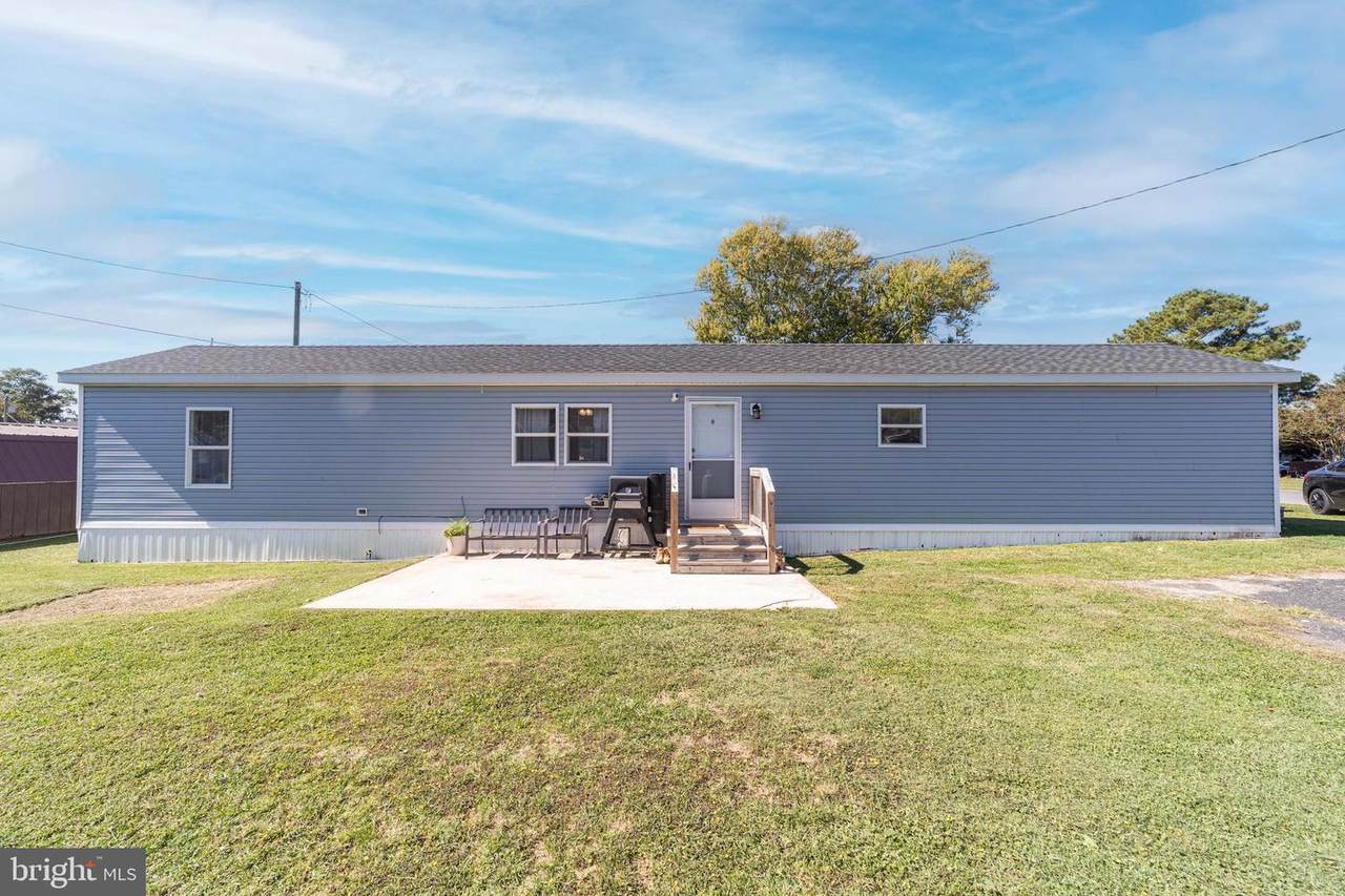 33978 Sunflower Road - Photo 1