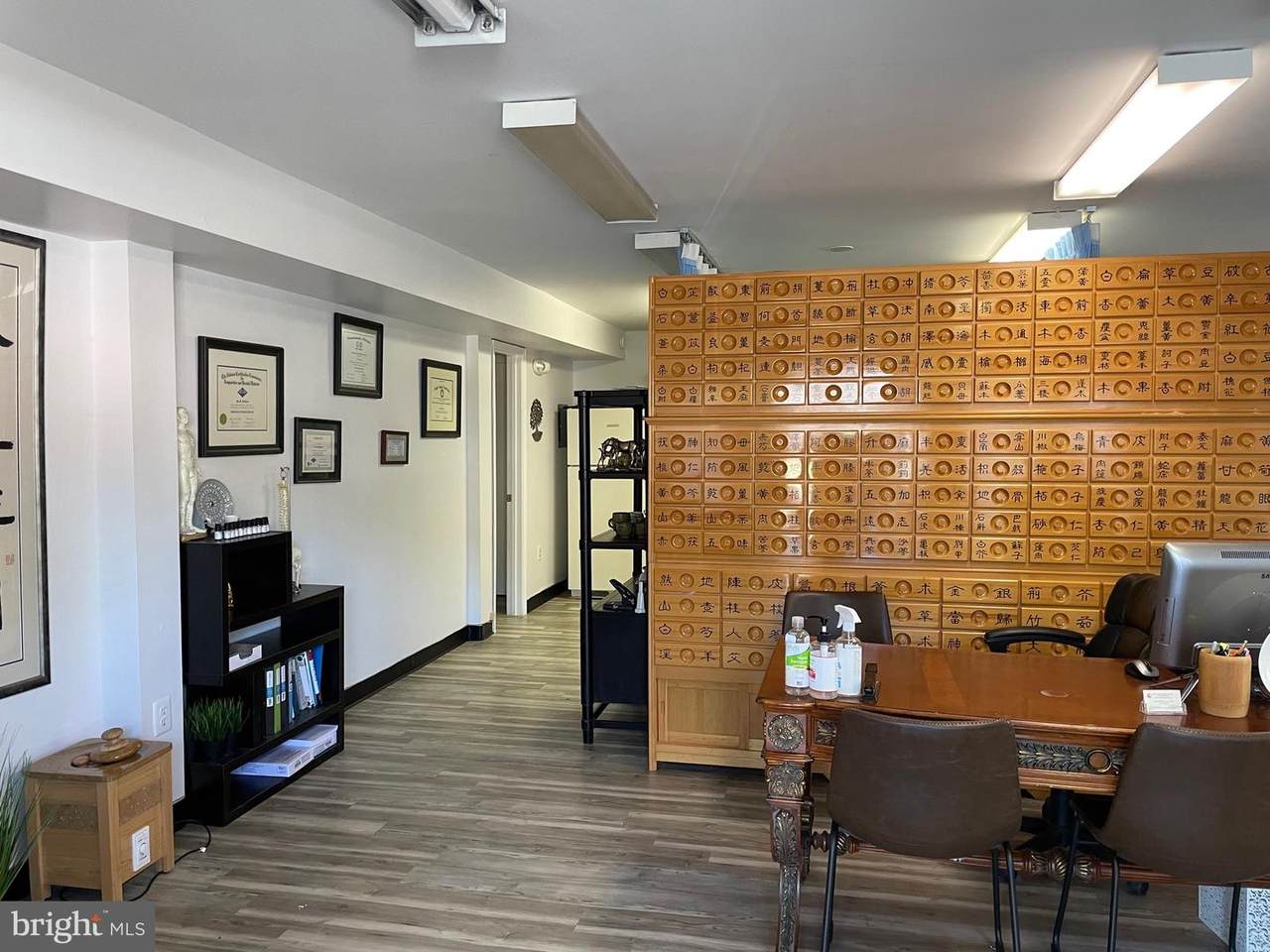 312 Poplar Alley - Photo 1