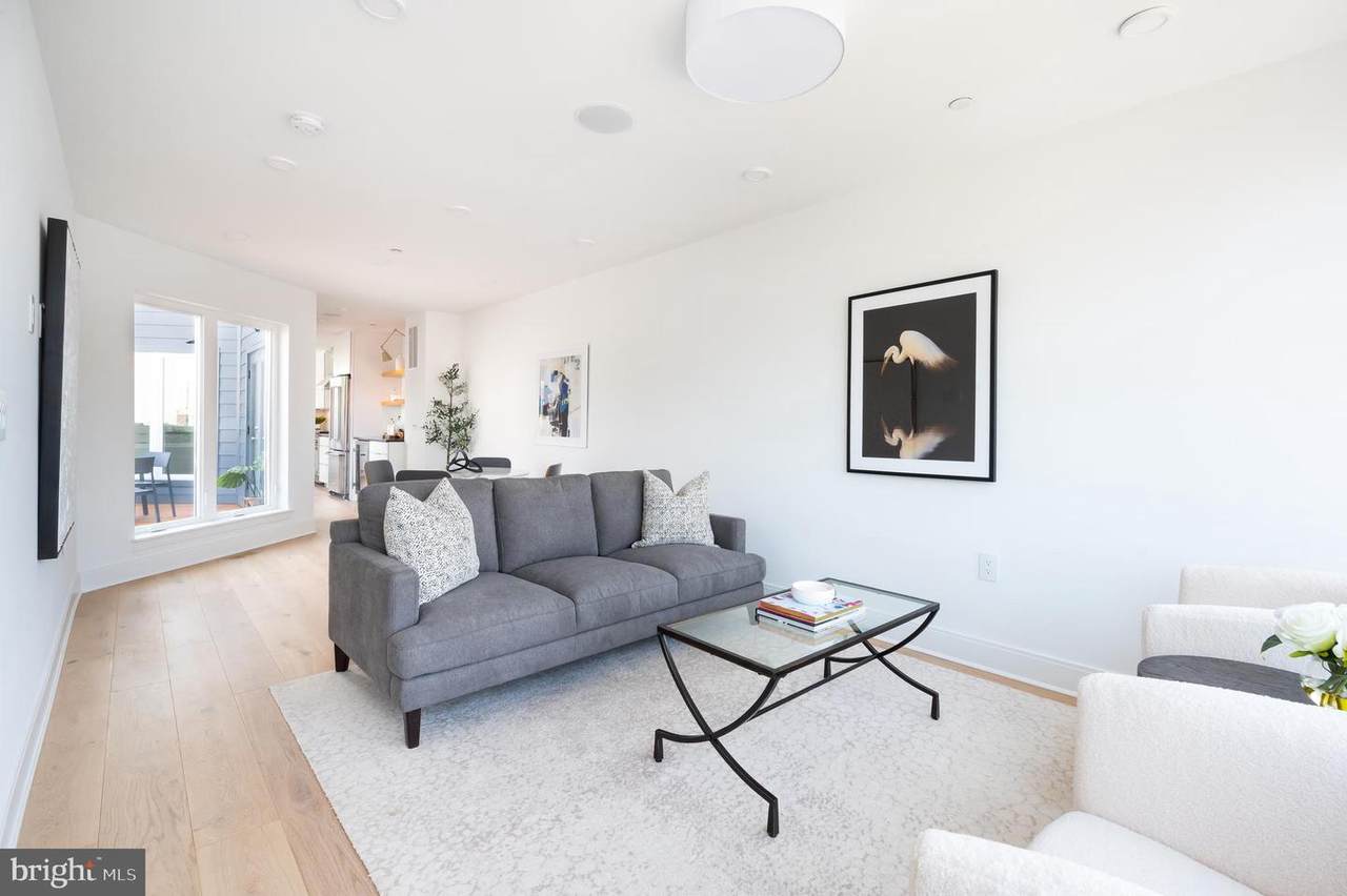 642 L Street - Photo 1