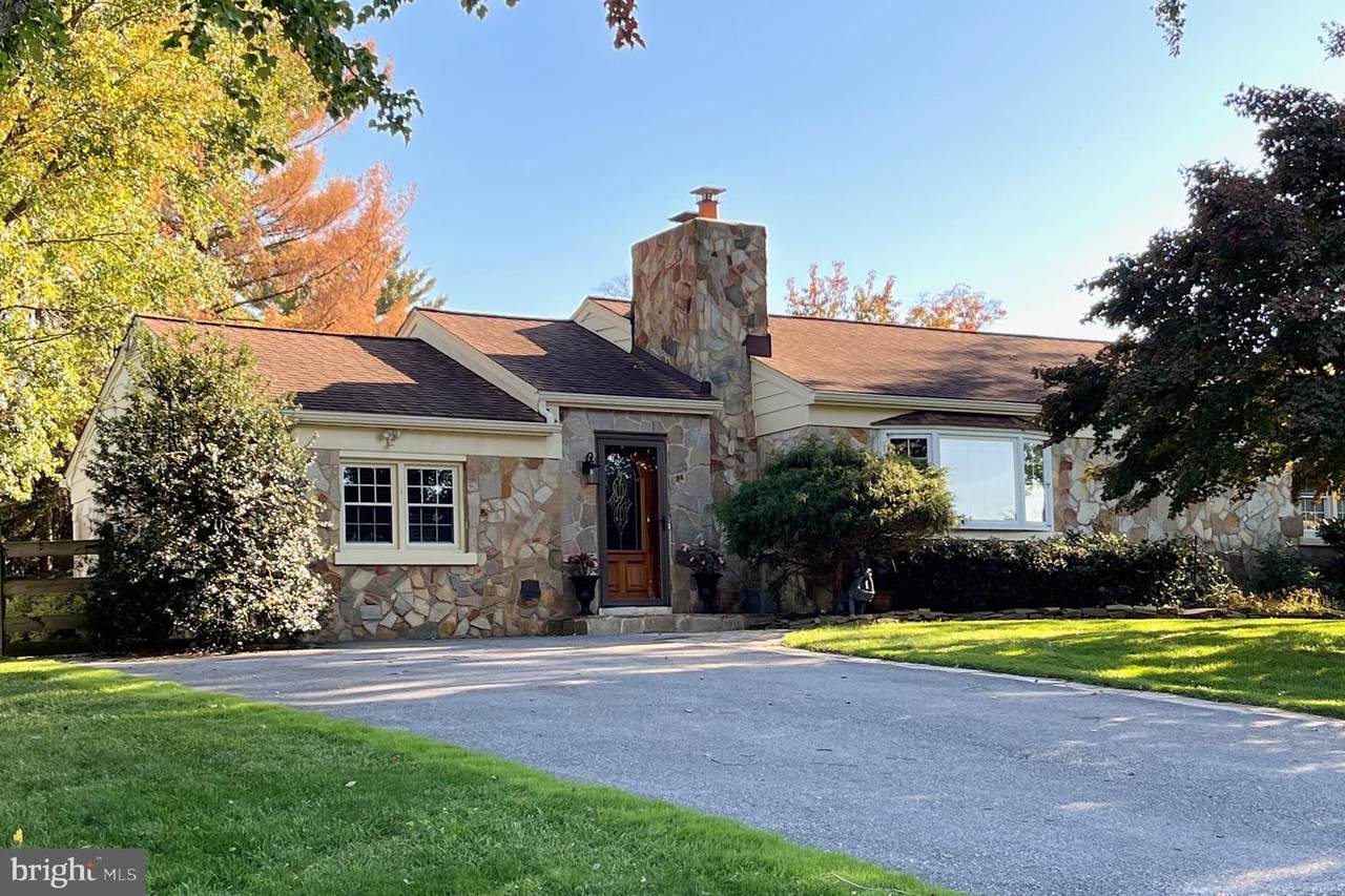 3405 Walnut Drive - Photo 1