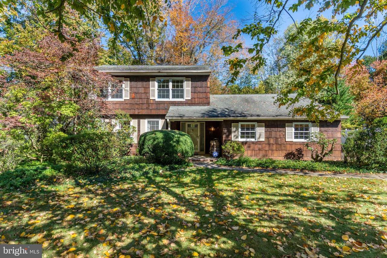 33 Pine Knoll Drive - Photo 1