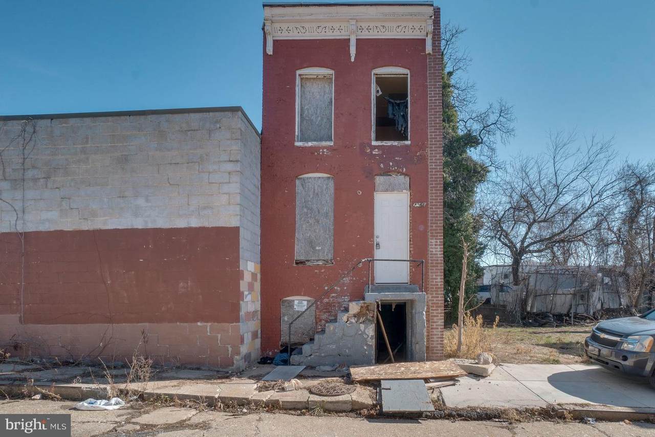 1561 Richland Street - Photo 1