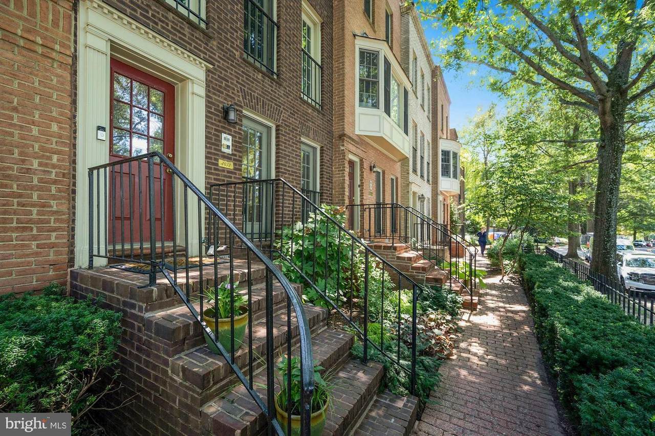 4613 Macarthur Boulevard - Photo 1