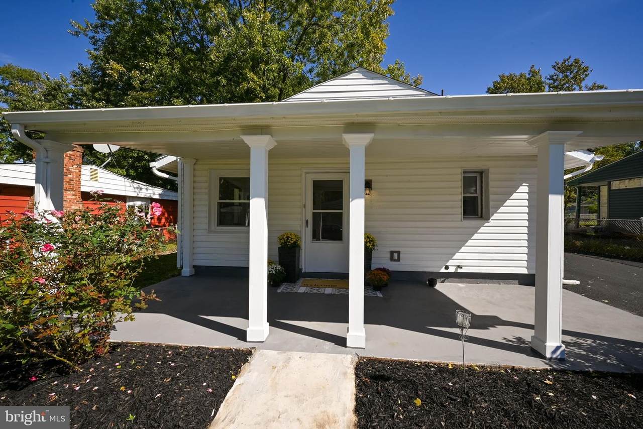 407 Bethune Drive - Photo 1