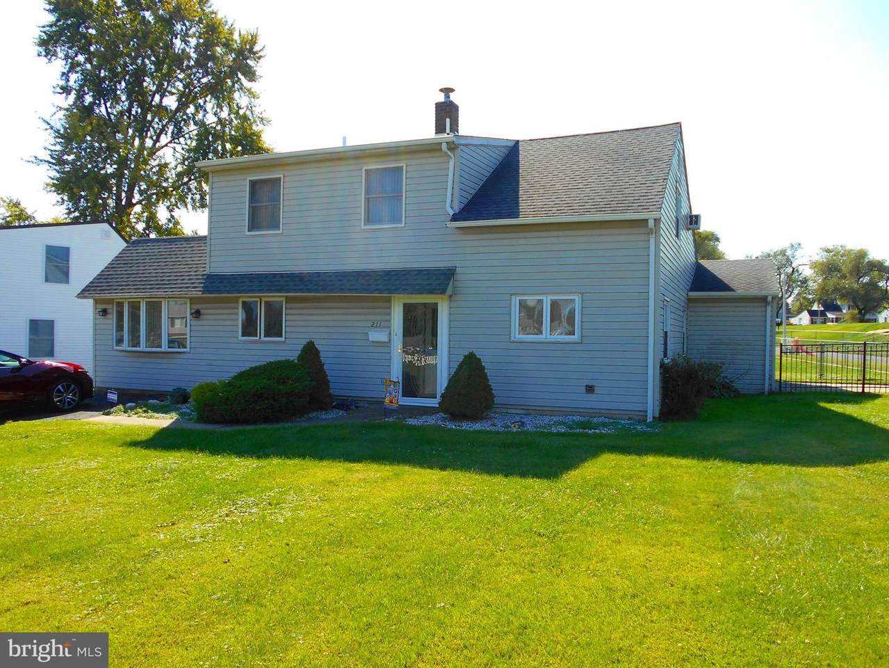 211 Appletree Drive - Photo 1